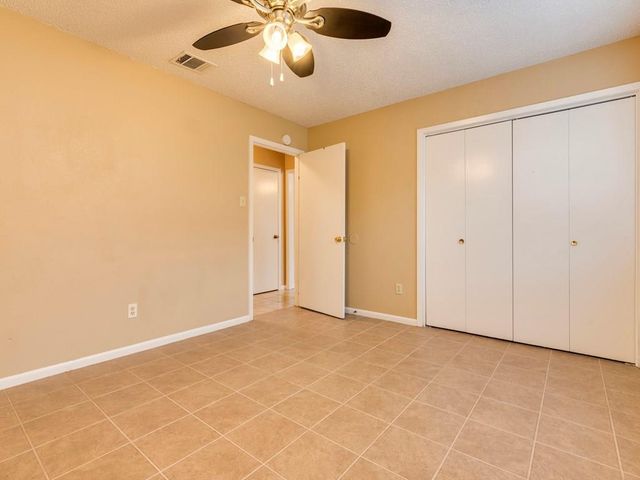 9204 Sedgemoor TRL B, Austin, TX 78748