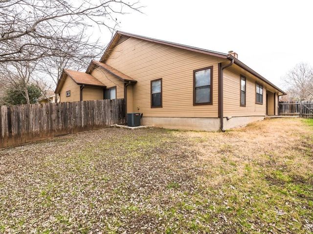 9204 Sedgemoor TRL B, Austin, TX 78748