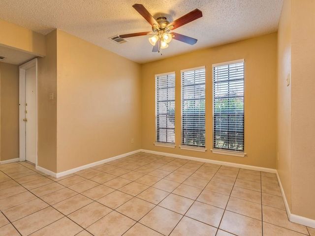 9204 Sedgemoor TRL B, Austin, TX 78748