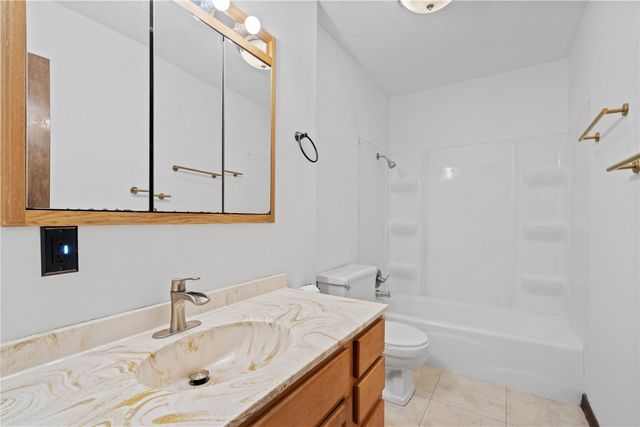 639 40th Street SE, Cedar Rapids, IA 52403