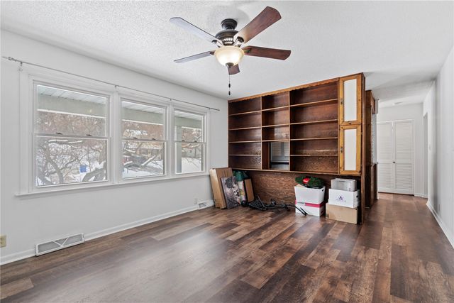 639 40th Street SE, Cedar Rapids, IA 52403