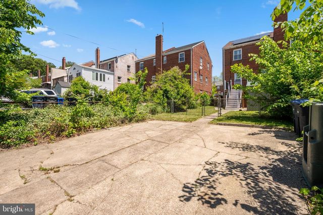 5044 10TH ST NE, Washington, DC 20017