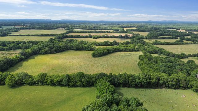 2794 Darnell Rd, Lewisburg, TN 37091