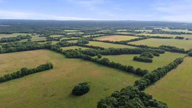 2794 Darnell Rd, Lewisburg, TN 37091