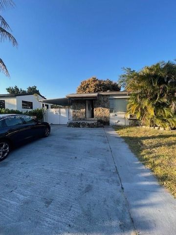 121 NE 169th Ter, North Miami Beach, FL 33162