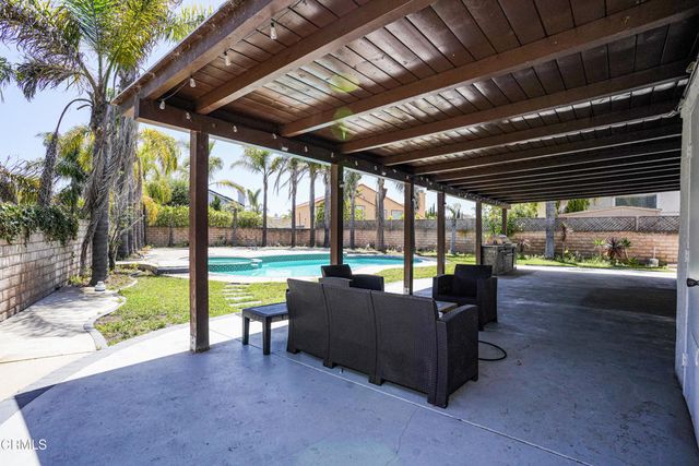 2716 Windcrest Place, Oxnard, CA 93036