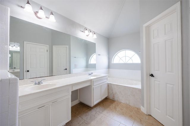 1700 Fort Grant DR, Round Rock, TX 78665