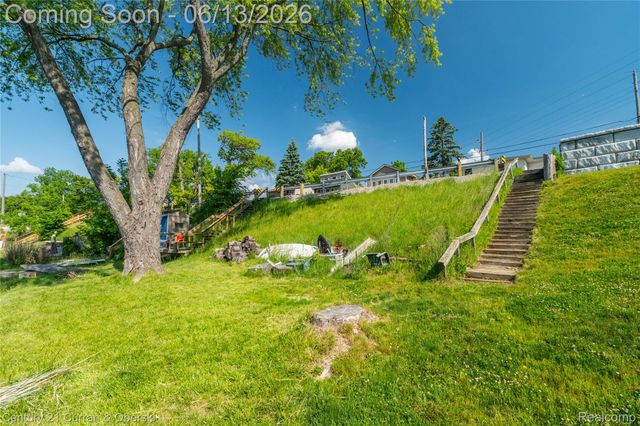 7224 Andersonville Road, Independence Charter Township, MI 48346