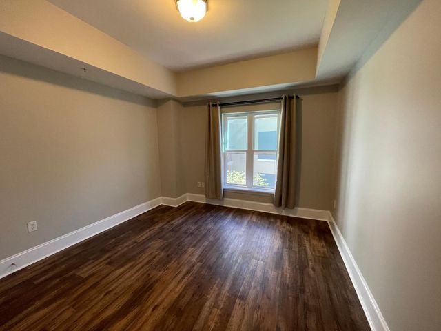 222 Glenwood Avenue 308, Raleigh, NC 27603