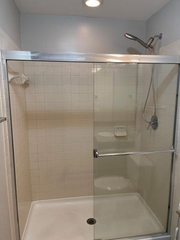 222 Glenwood Avenue 308, Raleigh, NC 27603