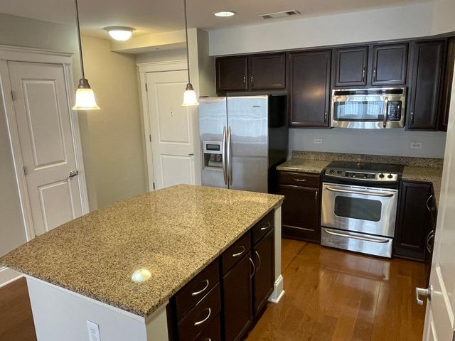 222 Glenwood Avenue 308, Raleigh, NC 27603