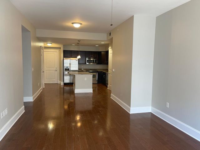 222 Glenwood Avenue 308, Raleigh, NC 27603