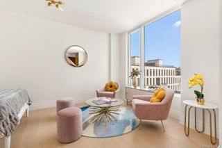 30-55 Vernon Boulevard 8D, Astoria, NY 11102
