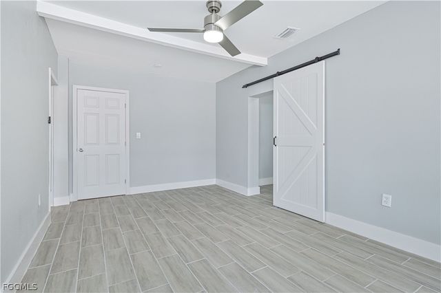 802 Taylor LN, Lehigh Acres, FL 33936