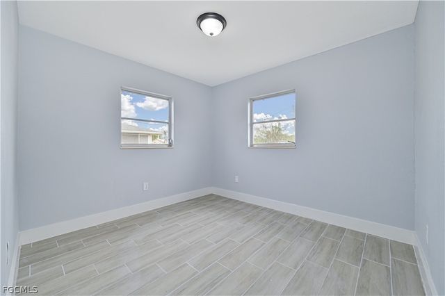 802 Taylor LN, Lehigh Acres, FL 33936