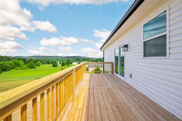 146 Young Lane, Decatur, TN 37322
