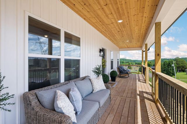 146 Young Lane, Decatur, TN 37322
