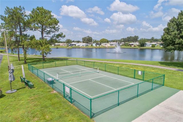 1717 FOX HILL DRIVE, Lakeland, FL 33810