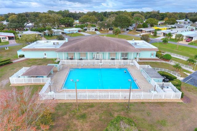 1717 FOX HILL DRIVE, Lakeland, FL 33810