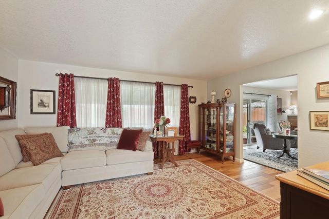 3721 Marigold Ln, Modesto, CA 95356