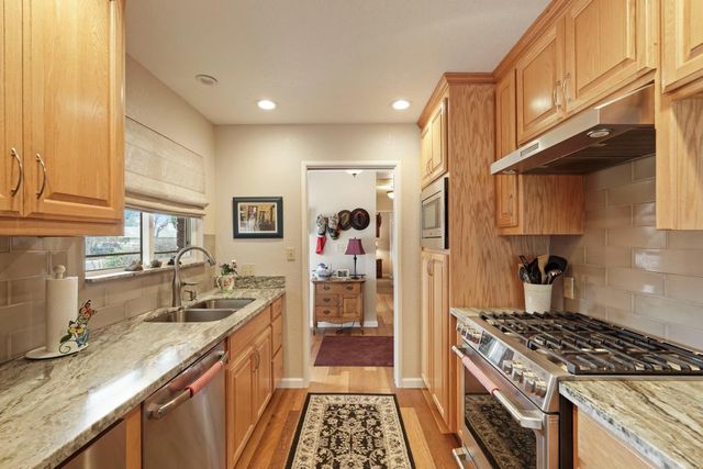 3721 Marigold Ln, Modesto, CA 95356