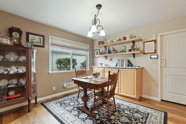 3721 Marigold Ln, Modesto, CA 95356