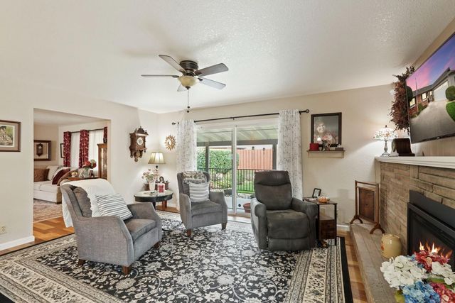 3721 Marigold Ln, Modesto, CA 95356