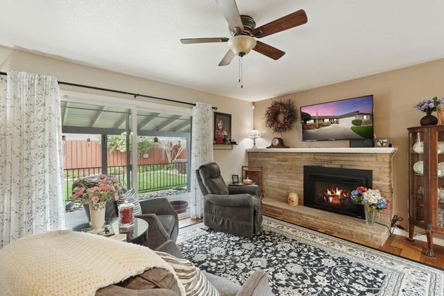 3721 Marigold Ln, Modesto, CA 95356