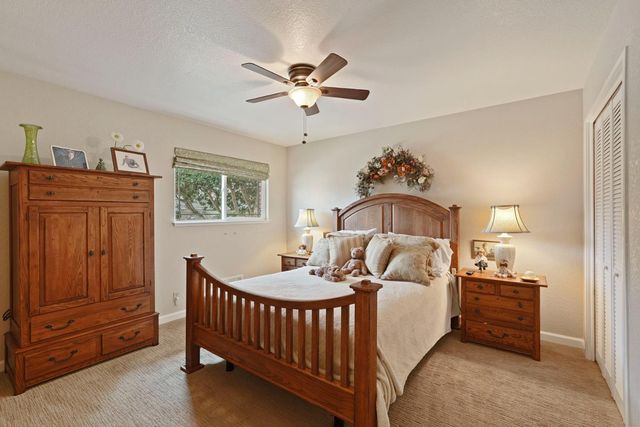 3721 Marigold Ln, Modesto, CA 95356