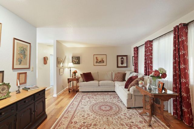 3721 Marigold Ln, Modesto, CA 95356