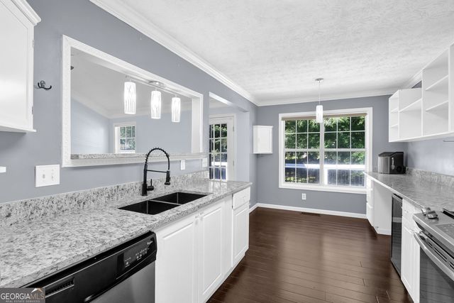 5870 Tallant Drive, Sugar Hill, GA 30518
