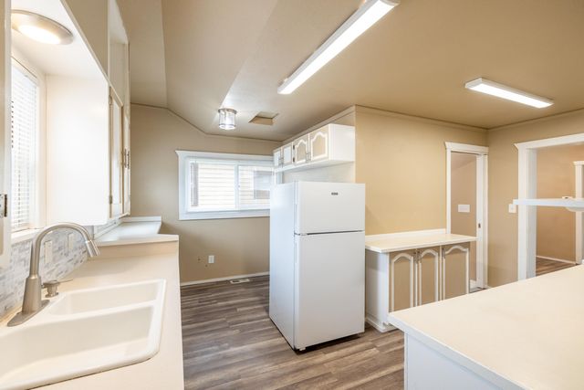 1315 W Indiana Ave, Spokane, WA 99205