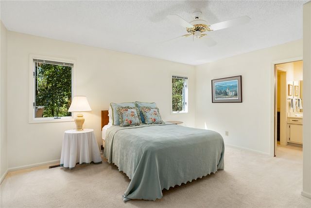 11 Captain Lane, Salem, SC 29676