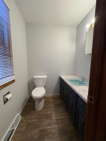 2817 N County Road H, Janesville, WI 53548