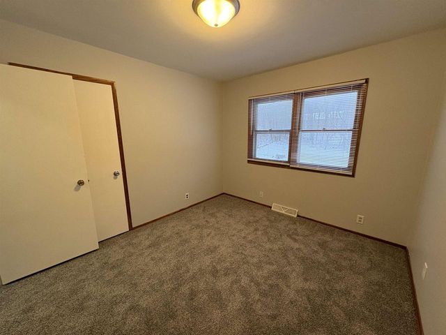 2817 N County Road H, Janesville, WI 53548