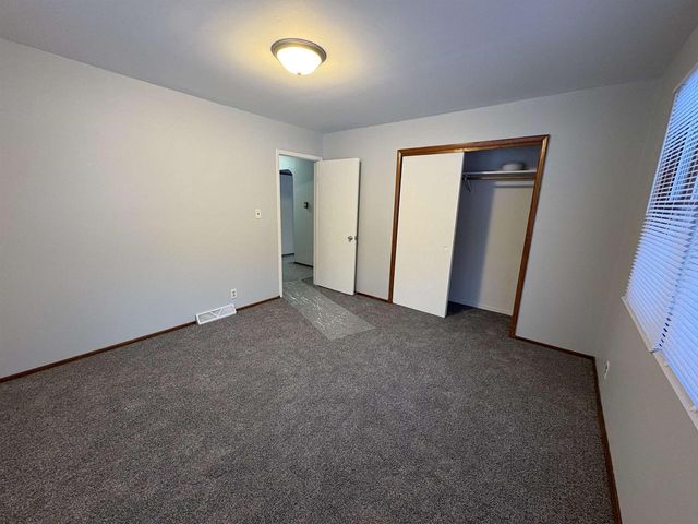 2817 N County Road H, Janesville, WI 53548