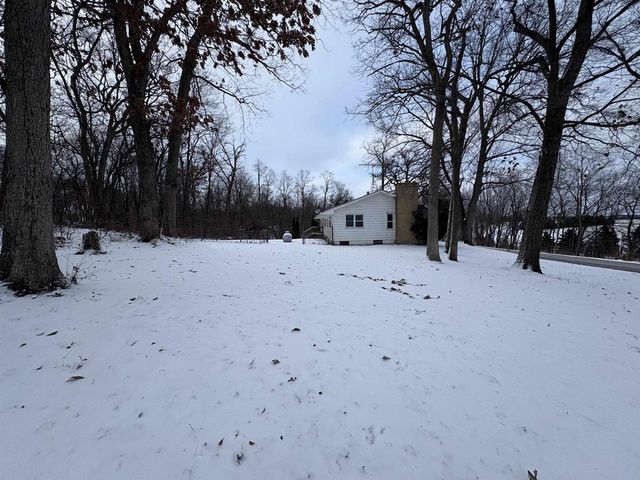 2817 N County Road H, Janesville, WI 53548