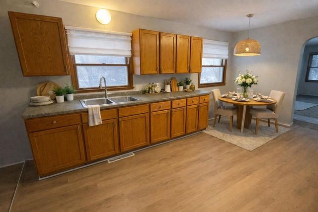 2817 N County Road H, Janesville, WI 53548