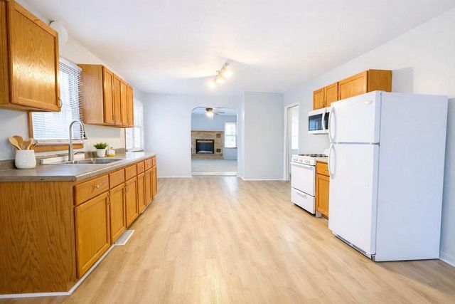 2817 N County Road H, Janesville, WI 53548