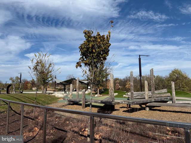 530 MIA ST, Fredericksburg, VA 22401