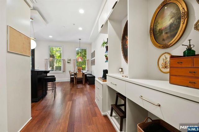 247 2nd Street 1, Jersey City, NJ 07302