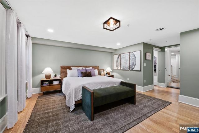 247 2nd Street 1, Jersey City, NJ 07302
