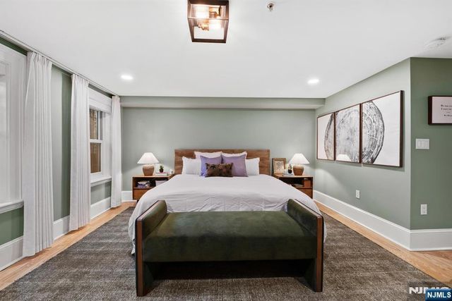 247 2nd Street 1, Jersey City, NJ 07302