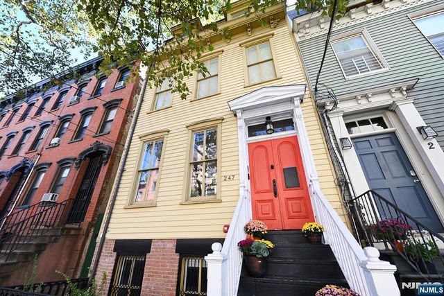 247 2nd Street 1, Jersey City, NJ 07302