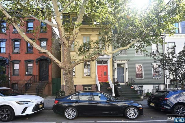 247 2nd Street 1, Jersey City, NJ 07302