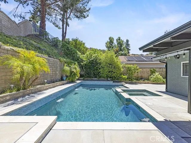 27214 Corry, Saugus, CA 91350