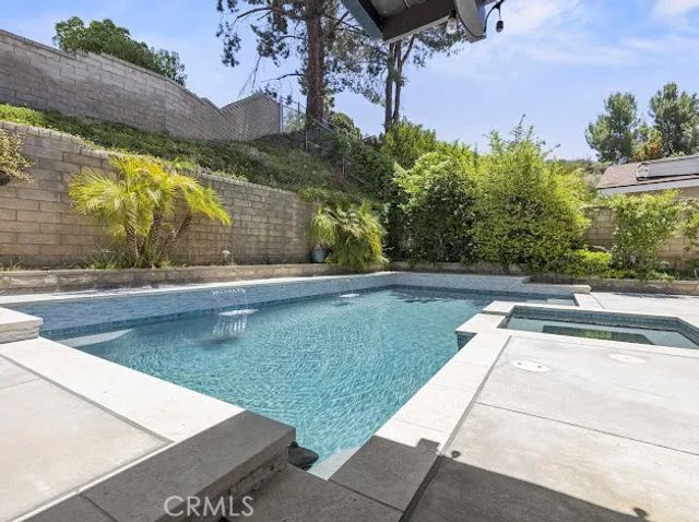 27214 Corry, Saugus, CA 91350