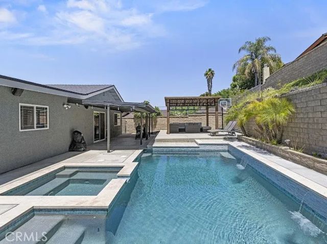 27214 Corry, Saugus, CA 91350