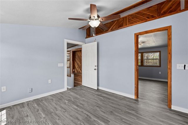 2436 Pine Hollow Road, Van Buren, AR 72956