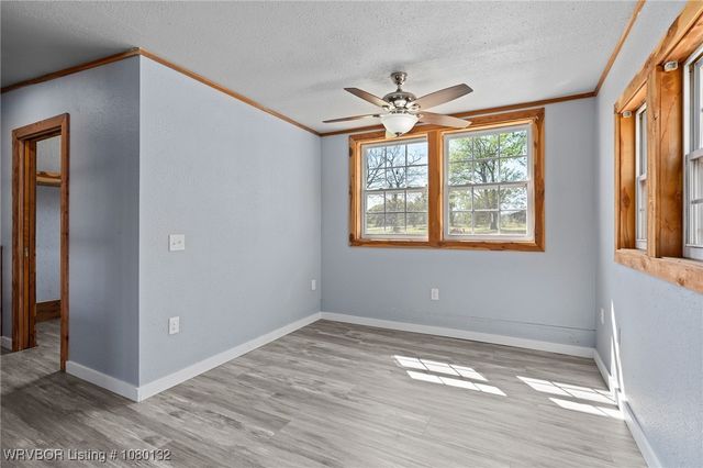 2436 Pine Hollow Road, Van Buren, AR 72956
